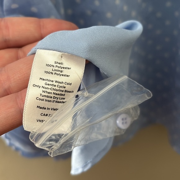 Women’s Talbots Polka Dot Blue/White Top, Large, Lined Sheer Long Sleeve - Picture 6 of 6